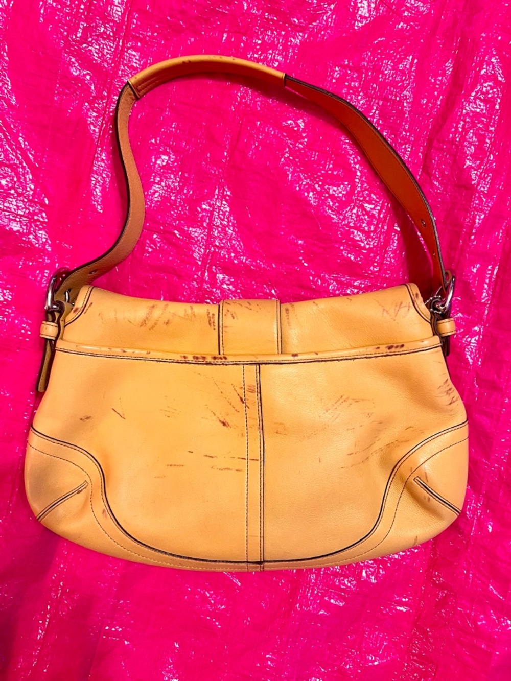 Rare Vintage Coach Yellow Leather Shoulder Bag Buckle Flap Hobo Purse Y2K - Picture 3 of 5